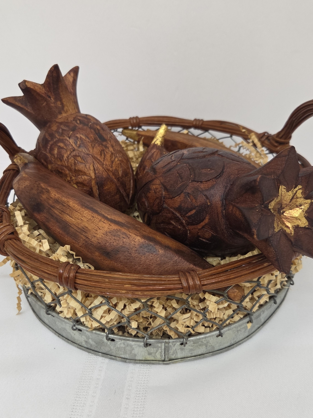 VTG Rustic Handcarved Wooden Tropical Fruit Bascket Primitive Decor Cottage